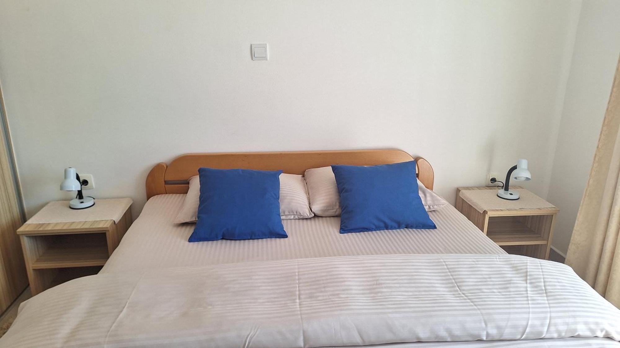 Apartments Okuka Тиват Екстериор снимка